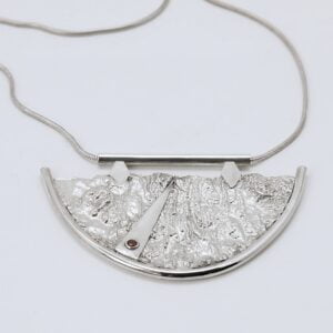 Hanger zilver met granaat